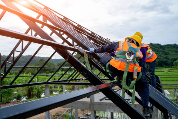 Quick and Trustworthy Emergency Roof Repair Services in Naples Manor, FL